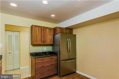 11301 Commonwealth Dr unit 104, Rockville, MD 20852 - photo 4