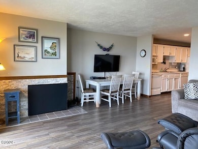 301 Otter Crest Loop unit M 272/273, Otter Rock, OR 97369 - photo 4