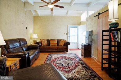 12704 Kingsbury Ct, Woodbridge, VA 22192 - photo 2