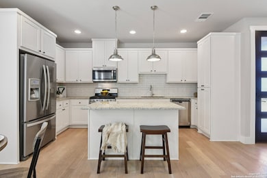 140 Claremont Ave unit 102, San Antonio, TX 78209 - photo 4