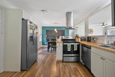 331 Pinecrest Dr, Fayetteville, NC 28305 - photo 4