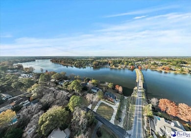 3207 Lakeshore Dr, Florence, SC 29501 - photo 3