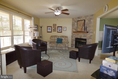 6503 Forest Grove Dr, Fredericksburg, VA 22407 - photo 3