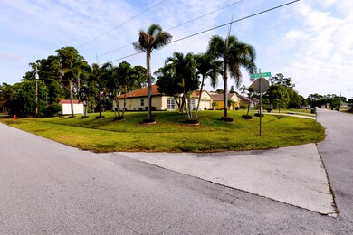 2685 SW Cadet Cir, Port Saint Lucie, FL 34953 - photo 5