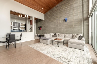 2116 Mcclintock Rd unit 233, Charlotte, NC 28205 - photo 4