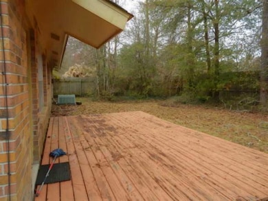 210 Canberra Ct, Slidell, LA 70458 - photo 6