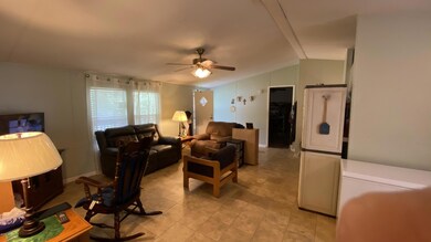 5634 Leslie Rd, Jacksonville, FL 32244 - photo 5