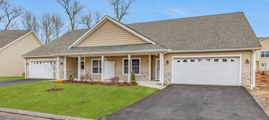 41 Lodge Ln unit 41, Wilbraham, MA 01095 - photo 2