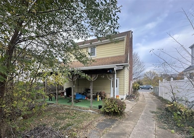 2922 Oceanside Rd, Oceanside, NY 11572 - photo 6