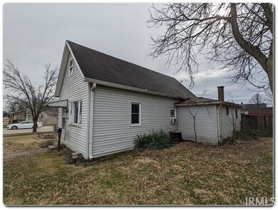 289 NE F St, Linton, IN 47441 - photo 3