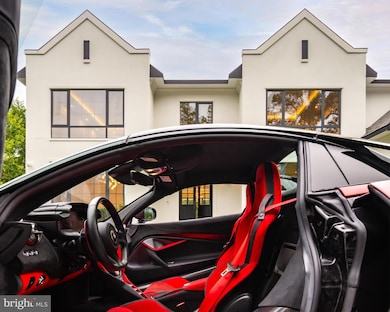 1102 Chain Bridge Rd, McLean, VA 22101 - photo 5