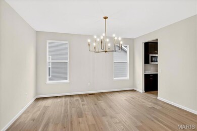 210 Randlin Dr, O Fallon, MO 63367 - photo 4