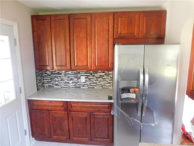 635 E Juniata St, Allentown, PA 18103 - photo 7