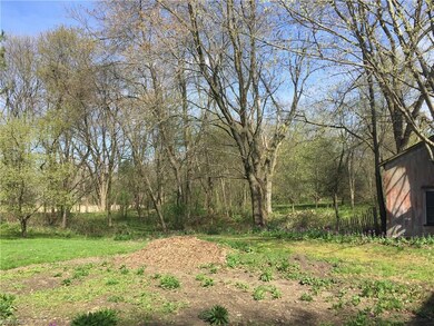 partial view of 2 acres
