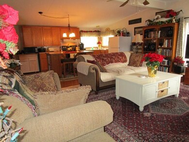 8 Williams Dr, Carver, MA 02330 - photo 3