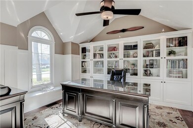 10307 Treeline Ct, Fishers, IN 46037 - photo 7