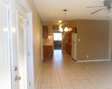 Flow from Family room to Living Room
