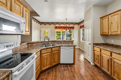 205 W Terrace, Toquerville, UT 84774 - photo 6