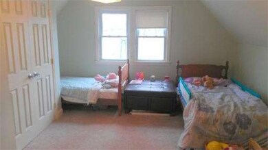 211 Cady St, Ludlow, MA 01056 - photo 5