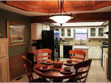 Kitchen. You ll Love this Kitchen * Updated Ceramic Tile * Decorative Octogon Ceiling