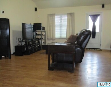 306 Prewitt Dr, Temple, TX 76501 - photo 5