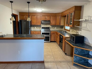 8 Shedd Rd unit a, North Billerica, MA 01862 - photo 5