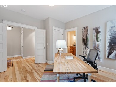 5287 W Sunset Dr, Lake Oswego, OR 97035 - photo 6