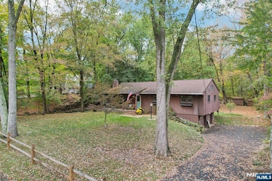 CHARMING SPLIT RAIL FRONT FENCE