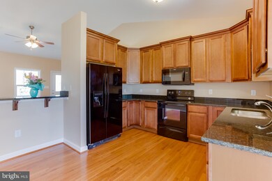 181 Stratford Dr, Colonial Beach, VA 22443 - photo 4