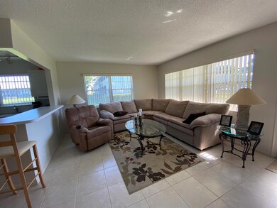 323 Camden N, West Palm Beach, FL 33417 - photo 2