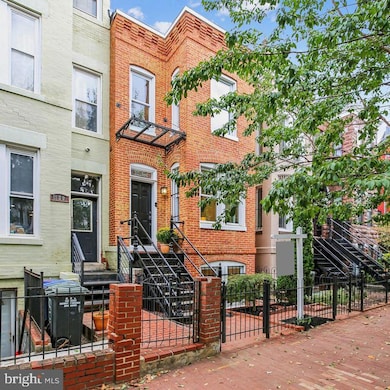 1124 G St NE, Washington, DC 20002 - photo 3