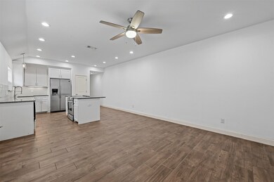 607 E Carter St unit 607, Sherman, TX 75090 - photo 3