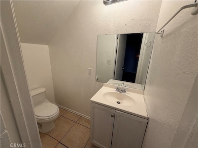 9240 Date St unit 9, Fontana, CA 92335 - photo 6