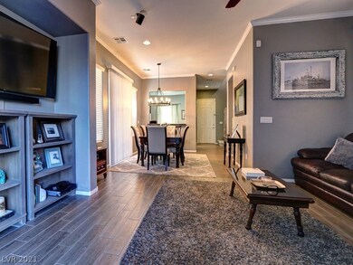 Open Flowing Floor Plan w/High Ceilings