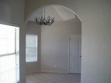 213 Oriole Ln, Laredo, TX 78045 - photo 3