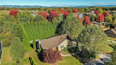 19 Azure Sage Way, Asheville, NC 28806 - photo 2