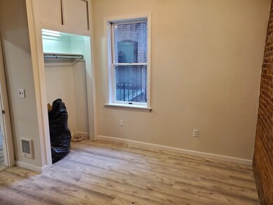 84 N Margin St unit 4, Boston, MA 02113 - photo 4