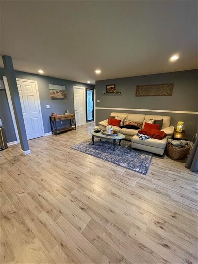 186 Cannongate III unit 3, Nashua, NH 03063 - photo 5