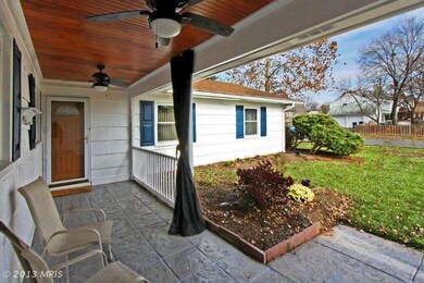 4102 Maureen Ln, Fairfax, VA 22033 - photo 4