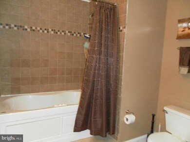 11188 Stagestone Way unit 10-5, Manassas, VA 20109 - photo 4
