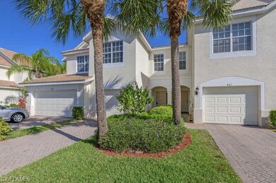 925 Hampton Cir unit 105, Naples, FL 34105 - photo 4