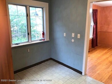 1516 N Genesee Dr, Lansing, MI 48915 - photo 6