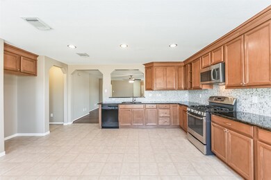 5503 Mckinley Ct, Pearland, TX 77584 - photo 7