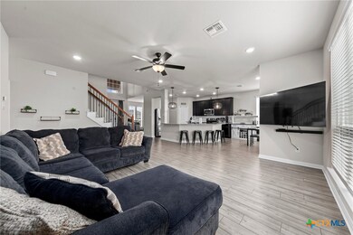 Living/Kitchen