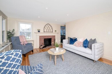 5 Florence St, Buzzards Bay, MA 02532 - photo 4