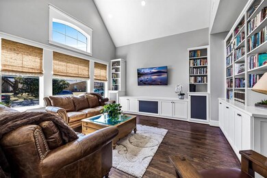 4053 Santa Barbara Dr, Dallas, TX 75214 - photo 7