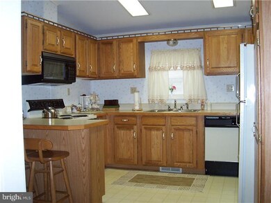 46 Juniper Cir, New Hope, PA 18938 - photo 2