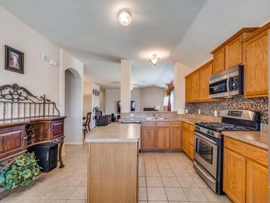 2305 Belmont Park Dr, Denton, TX 76210 - photo 6