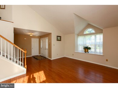 723 Scott Ln, Wallingford, PA 19086 - photo 2