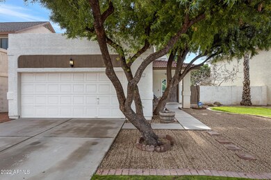 3841 W Ivanhoe St-1